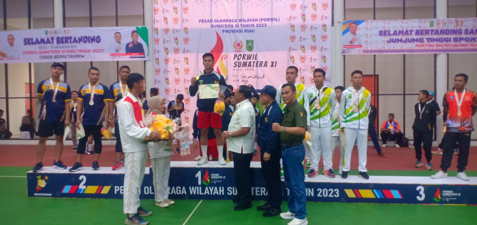 Tim Sepak Takraw Sumbar raih medali emas Porwil Pekanbaru